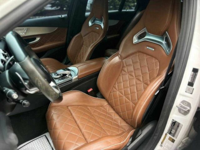 Белый Мерседес Ц-Класс, объемом двигателя 4 л и пробегом 68 тыс. км за 19900 $, фото 9 на Automoto.ua