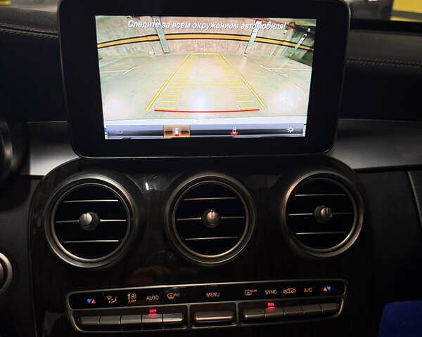 Белый Мерседес Ц-Класс, объемом двигателя 3 л и пробегом 175 тыс. км за 35600 $, фото 15 на Automoto.ua