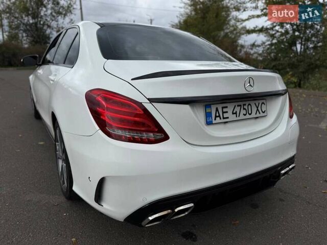 Білий Мерседес Ц-Клас, об'ємом двигуна 2 л та пробігом 106 тис. км за 21000 $, фото 30 на Automoto.ua