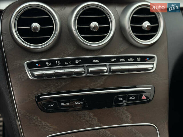 Белый Мерседес Ц-Класс, объемом двигателя 1.5 л и пробегом 112 тыс. км за 24999 $, фото 19 на Automoto.ua