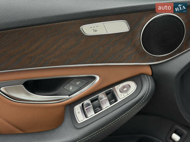 Белый Мерседес Ц-Класс, объемом двигателя 1.5 л и пробегом 112 тыс. км за 24999 $, фото 9 на Automoto.ua