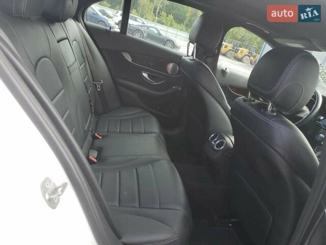 Белый Мерседес Ц-Класс, объемом двигателя 1.99 л и пробегом 69 тыс. км за 3600 $, фото 9 на Automoto.ua