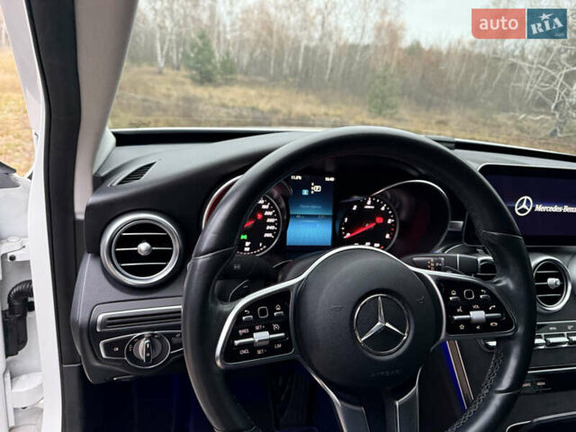 Белый Мерседес Ц-Класс, объемом двигателя 1.95 л и пробегом 63 тыс. км за 26500 $, фото 18 на Automoto.ua