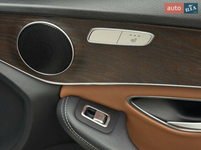 Белый Мерседес Ц-Класс, объемом двигателя 1.5 л и пробегом 112 тыс. км за 24999 $, фото 32 на Automoto.ua