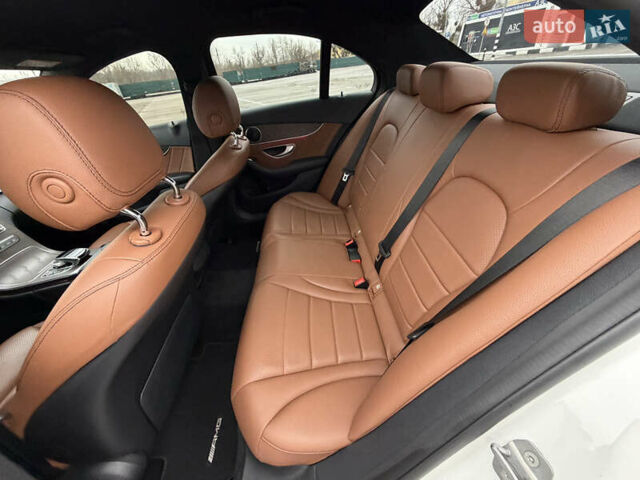 Белый Мерседес Ц-Класс, объемом двигателя 1.5 л и пробегом 112 тыс. км за 24999 $, фото 24 на Automoto.ua