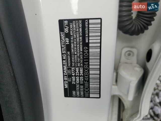 Белый Мерседес Ц-Класс, объемом двигателя 1.99 л и пробегом 69 тыс. км за 3600 $, фото 11 на Automoto.ua