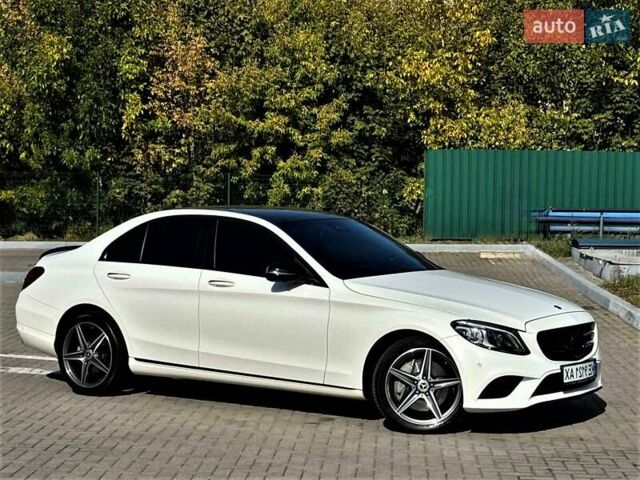 Білий Мерседес Ц-Клас, об'ємом двигуна 3 л та пробігом 59 тис. км за 33500 $, фото 4 на Automoto.ua