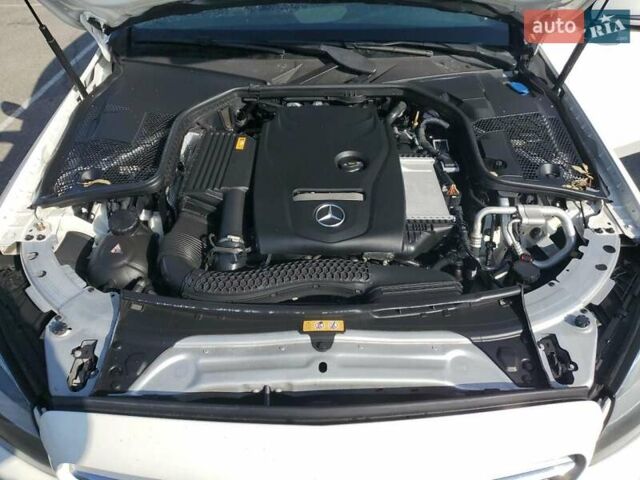 Білий Мерседес Ц-Клас, об'ємом двигуна 1.99 л та пробігом 101 тис. км за 6900 $, фото 10 на Automoto.ua