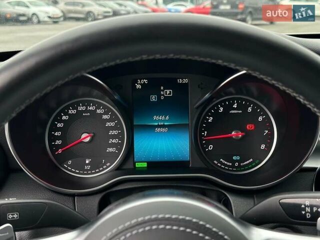 Белый Мерседес Ц-Класс, объемом двигателя 1.5 л и пробегом 58 тыс. км за 32999 $, фото 34 на Automoto.ua