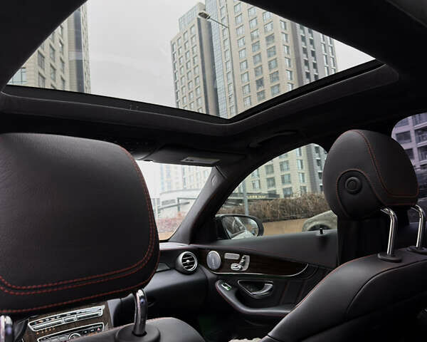 Білий Мерседес Ц-Клас, об'ємом двигуна 3 л та пробігом 71 тис. км за 37000 $, фото 16 на Automoto.ua