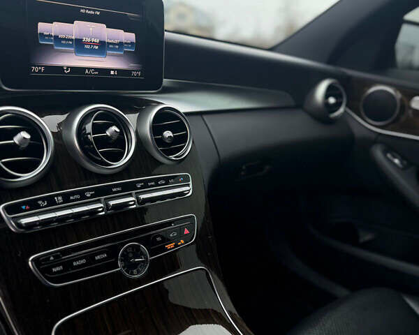 Білий Мерседес Ц-Клас, об'ємом двигуна 1.99 л та пробігом 34 тис. км за 21800 $, фото 47 на Automoto.ua