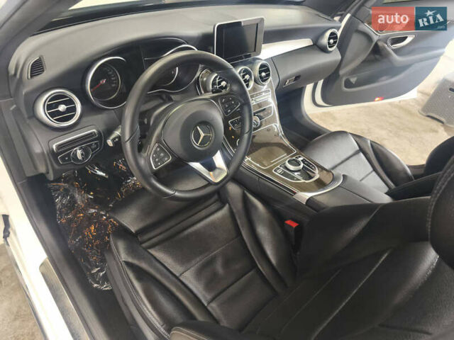 Білий Мерседес Ц-Клас, об'ємом двигуна 1.99 л та пробігом 34 тис. км за 21800 $, фото 31 на Automoto.ua