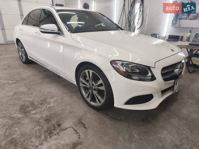 Білий Мерседес Ц-Клас, об'ємом двигуна 1.99 л та пробігом 34 тис. км за 21800 $, фото 19 на Automoto.ua