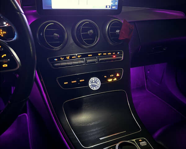 Білий Мерседес Ц-Клас, об'ємом двигуна 1.99 л та пробігом 155 тис. км за 27999 $, фото 19 на Automoto.ua