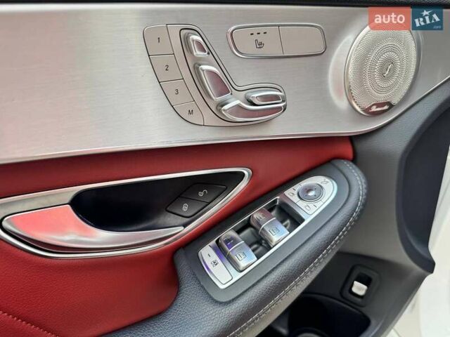 Білий Мерседес Ц-Клас, об'ємом двигуна 2 л та пробігом 59 тис. км за 28990 $, фото 16 на Automoto.ua