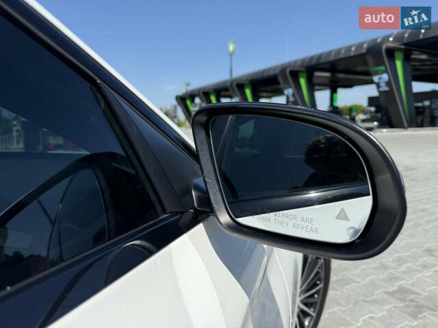 Білий Мерседес Ц-Клас, об'ємом двигуна 1.99 л та пробігом 155 тис. км за 27999 $, фото 15 на Automoto.ua