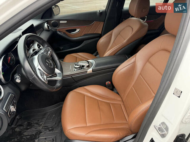 Белый Мерседес Ц-Класс, объемом двигателя 1.5 л и пробегом 112 тыс. км за 24999 $, фото 10 на Automoto.ua