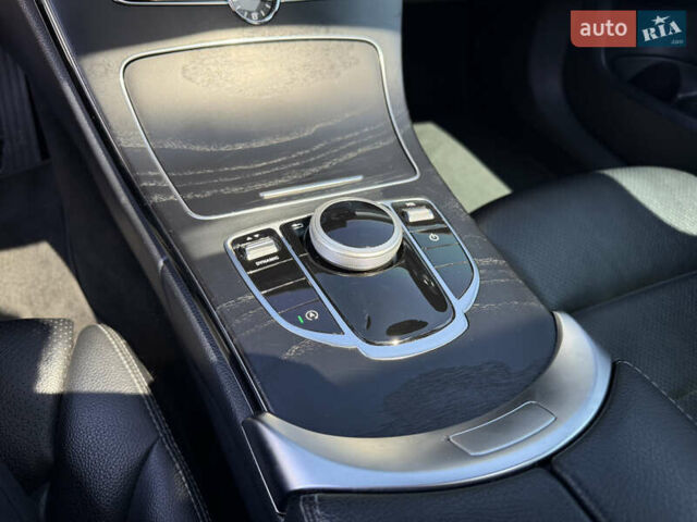 Білий Мерседес Ц-Клас, об'ємом двигуна 1.99 л та пробігом 155 тис. км за 27999 $, фото 17 на Automoto.ua