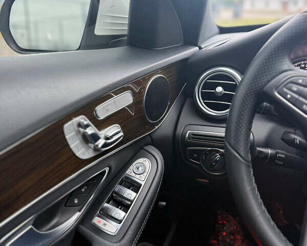 Білий Мерседес Ц-Клас, об'ємом двигуна 1.99 л та пробігом 34 тис. км за 21800 $, фото 46 на Automoto.ua