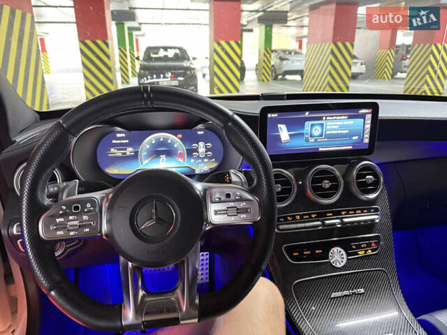 Білий Мерседес Ц-Клас, об'ємом двигуна 4 л та пробігом 32 тис. км за 70999 $, фото 4 на Automoto.ua
