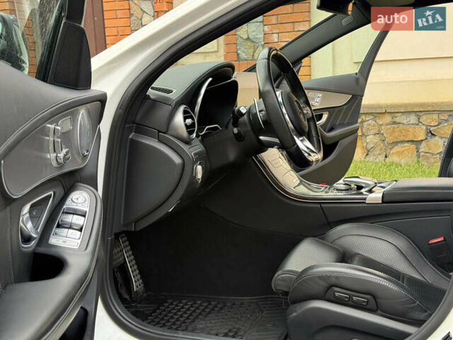 Білий Мерседес Ц-Клас, об'ємом двигуна 3.98 л та пробігом 91 тис. км за 51900 $, фото 11 на Automoto.ua