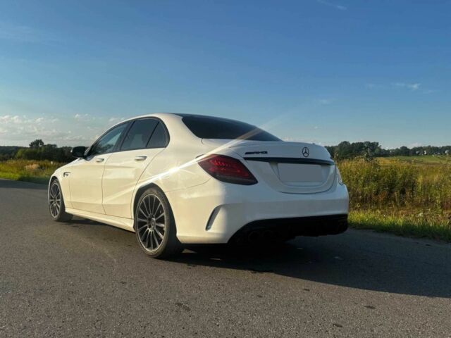 Білий Мерседес Ц-Клас, об'ємом двигуна 2 л та пробігом 33 тис. км за 12200 $, фото 4 на Automoto.ua