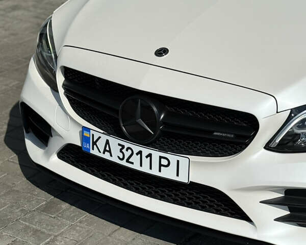 Білий Мерседес Ц-Клас, об'ємом двигуна 3 л та пробігом 45 тис. км за 38000 $, фото 3 на Automoto.ua