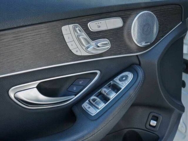 Белый Мерседес Ц-Класс, объемом двигателя 2 л и пробегом 87 тыс. км за 8000 $, фото 14 на Automoto.ua