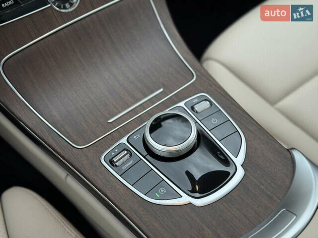 Белый Мерседес Ц-Класс, объемом двигателя 2 л и пробегом 97 тыс. км за 26999 $, фото 23 на Automoto.ua