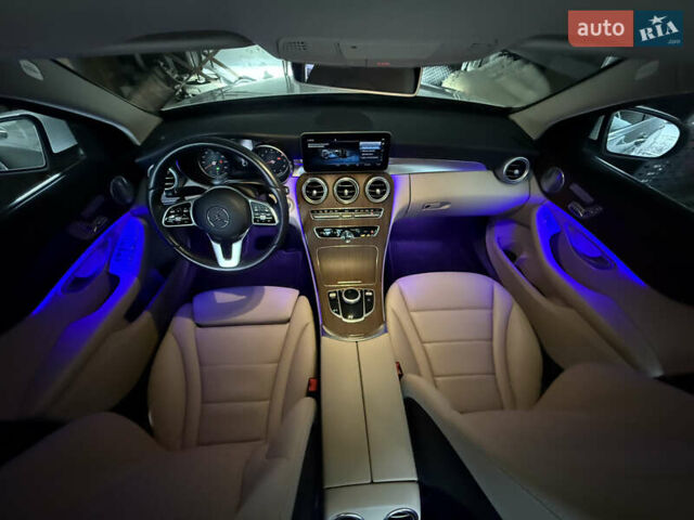 Белый Мерседес Ц-Класс, объемом двигателя 2 л и пробегом 97 тыс. км за 26999 $, фото 47 на Automoto.ua