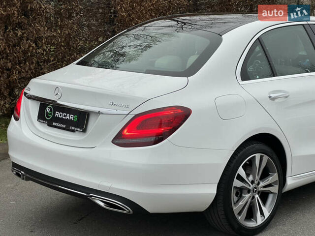 Белый Мерседес Ц-Класс, объемом двигателя 2 л и пробегом 97 тыс. км за 26999 $, фото 27 на Automoto.ua