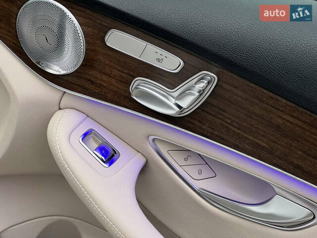 Белый Мерседес Ц-Класс, объемом двигателя 2 л и пробегом 97 тыс. км за 26999 $, фото 55 на Automoto.ua