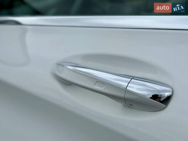 Белый Мерседес Ц-Класс, объемом двигателя 2 л и пробегом 97 тыс. км за 26999 $, фото 14 на Automoto.ua