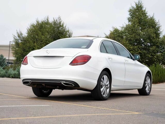 Білий Мерседес Ц-Клас, об'ємом двигуна 2 л та пробігом 44 тис. км за 14500 $, фото 3 на Automoto.ua