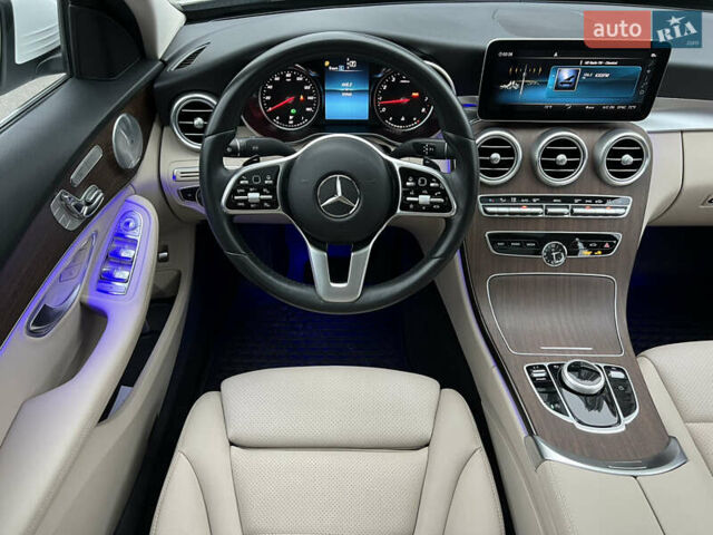 Белый Мерседес Ц-Класс, объемом двигателя 2 л и пробегом 97 тыс. км за 26999 $, фото 40 на Automoto.ua