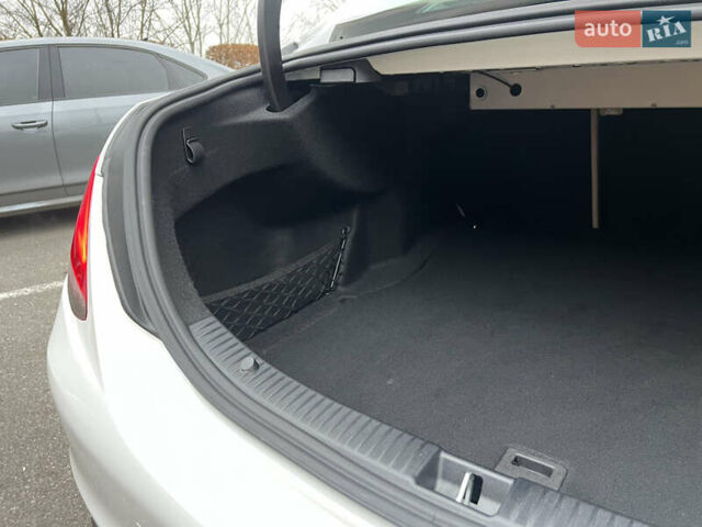 Белый Мерседес Ц-Класс, объемом двигателя 2 л и пробегом 97 тыс. км за 26999 $, фото 48 на Automoto.ua