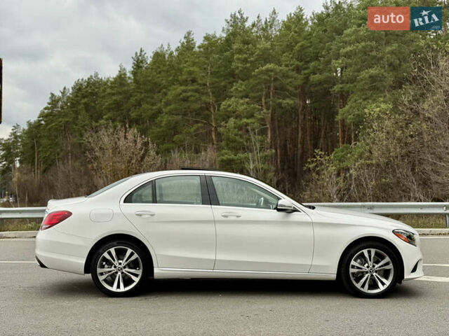 Белый Мерседес Ц-Класс, объемом двигателя 2 л и пробегом 97 тыс. км за 26999 $, фото 11 на Automoto.ua
