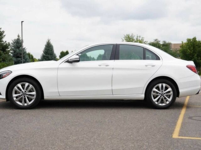 Белый Мерседес Ц-Класс, объемом двигателя 2 л и пробегом 47 тыс. км за 8900 $, фото 4 на Automoto.ua