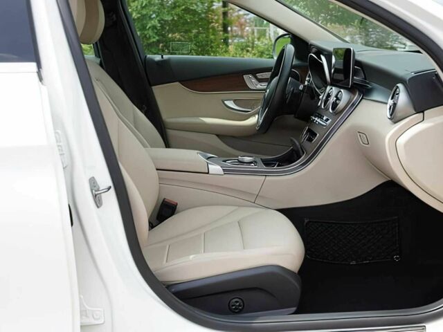 Білий Мерседес Ц-Клас, об'ємом двигуна 2 л та пробігом 44 тис. км за 14500 $, фото 10 на Automoto.ua