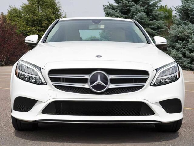 Білий Мерседес Ц-Клас, об'ємом двигуна 2 л та пробігом 44 тис. км за 14500 $, фото 1 на Automoto.ua