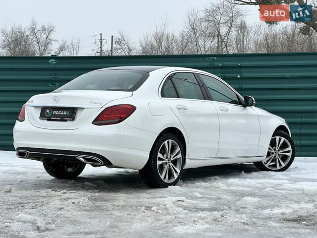 Белый Мерседес Ц-Класс, объемом двигателя 2 л и пробегом 97 тыс. км за 26500 $, фото 22 на Automoto.ua
