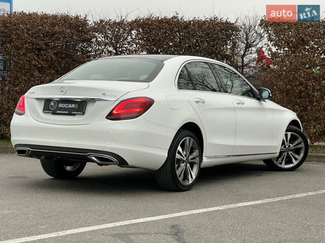 Белый Мерседес Ц-Класс, объемом двигателя 2 л и пробегом 97 тыс. км за 26999 $, фото 23 на Automoto.ua