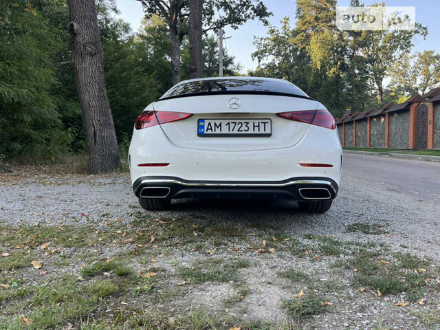 Білий Мерседес Ц-Клас, об'ємом двигуна 2 л та пробігом 9 тис. км за 46900 $, фото 6 на Automoto.ua