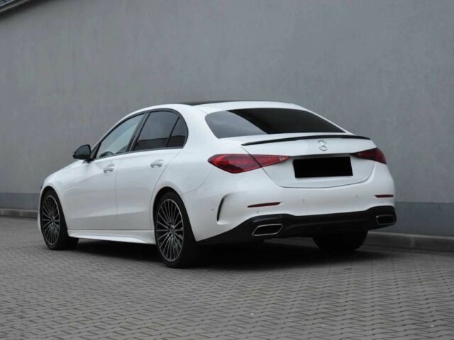 Белый Мерседес Ц-Класс, объемом двигателя 2 л и пробегом 65 тыс. км за 21000 $, фото 4 на Automoto.ua