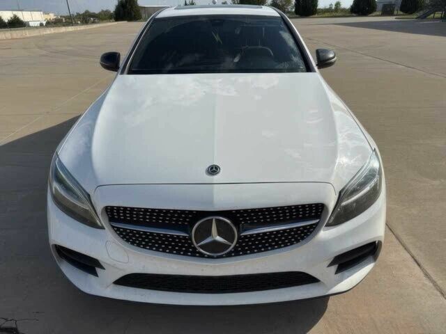 Белый Мерседес Ц-Класс, объемом двигателя 2 л и пробегом 10 тыс. км за 17900 $, фото 1 на Automoto.ua