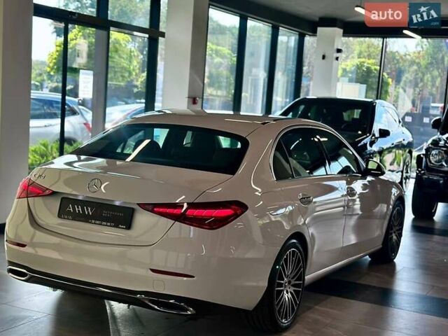Білий Мерседес Ц-Клас, об'ємом двигуна 2 л та пробігом 36 тис. км за 39990 $, фото 44 на Automoto.ua