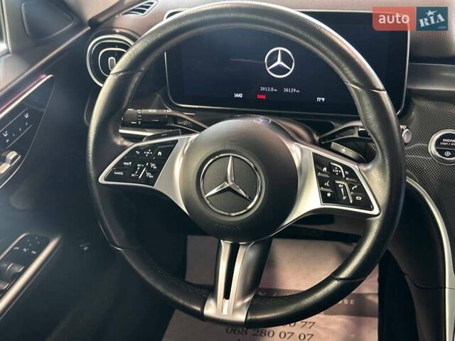 Білий Мерседес Ц-Клас, об'ємом двигуна 2 л та пробігом 30 тис. км за 39990 $, фото 36 на Automoto.ua