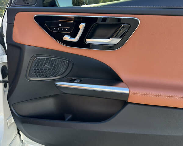 Белый Мерседес Ц-Класс, объемом двигателя 1.5 л и пробегом 66 тыс. км за 46999 $, фото 12 на Automoto.ua