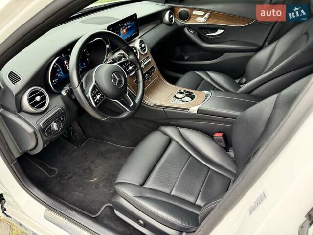 Білий Мерседес Ц-Клас, об'ємом двигуна 2 л та пробігом 40 тис. км за 30500 $, фото 13 на Automoto.ua