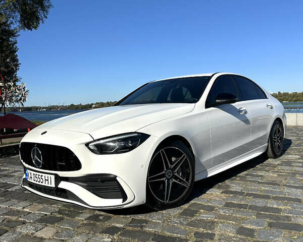 Белый Мерседес Ц-Класс, объемом двигателя 1.5 л и пробегом 66 тыс. км за 46999 $, фото 1 на Automoto.ua